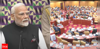 घड्याळ: पंतप्रधान मोदींचा उल्लेख घाना संसदेत २,500०० पक्षांचा आहे. मग हे घडते